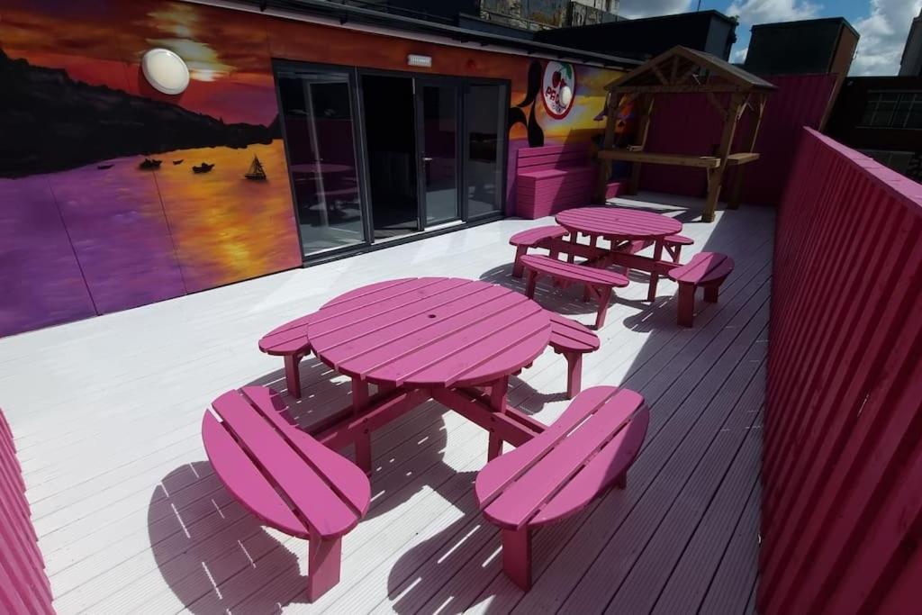 Penthouse Apartment, Sleeps 21 With Terrace Liverpool Extérieur photo