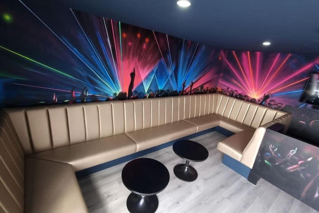 Penthouse Apartment, Sleeps 21 With Terrace Liverpool Extérieur photo